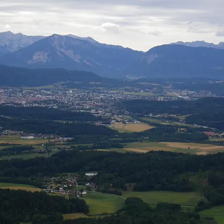 Abhau-tage 度假居 *